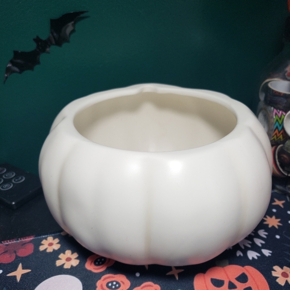 Pumpkin planter bowl white halloween garden plant - Picture 1 of 3